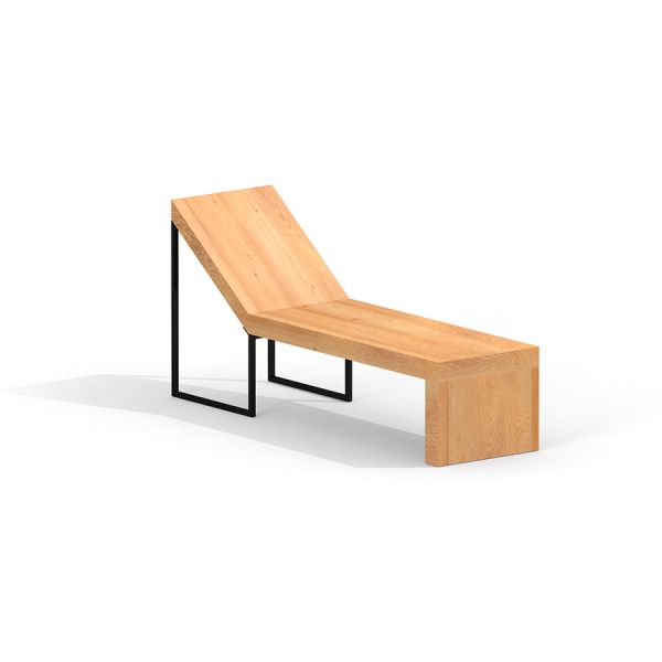 Moderne Thor udendørs bænk i egetræ med minimalistisk sort stel.