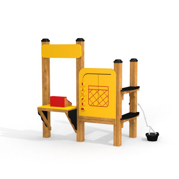 Børnelegeplads med Forretning legetårn af træ med rutsjebane og klatrevæg.