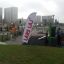 Legeplads udstyret med New Age Fit MEDIUM fitnessudstyr i en bypark.
